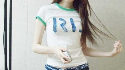 강민경 싸이월드 시절 코디 (무려 12년 전임)