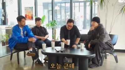 곽튜브 자숙 후 복귀 분위기 부드럽게 깔아주는 김풍.jpg