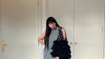 파리패션위크 루이비통쇼 참석한 뉴진스 혜인