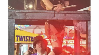 윌리 웡카는 근무 중
