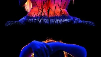 UV 형광물감을 이용한 환상적인 바디페인팅