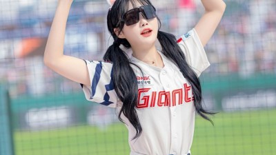 최홍라