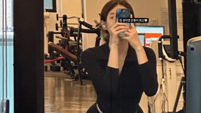 레깅스 입고 셀카찍는 안지현 치어리더 몸매