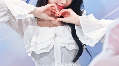 이아영 대만방송/ 팝업스토어/ 아브라카다브라 등 릴스