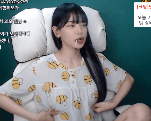 5101c684294a10863d355eeeb5915613_1647826390_4506.gif