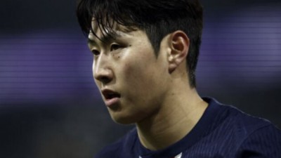 이강인, 짐 싸야 할 때? 첼시전 참패 후 PSG 수뇌부의 결단, 매각 리스트에 이름 올라