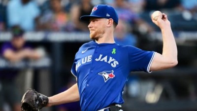 토론토는 파이널 보스 오타니 못 이기면 WS 우승 못해 KIA 출신 라우어 저격수 급부상