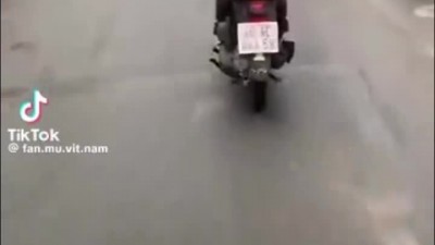 ㅇㅎ) 동남아 오토바이 민폐녀 누나