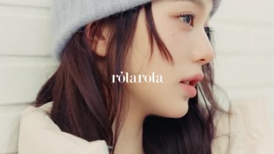 의류 광고인데 옷이 하나도 안 나옴