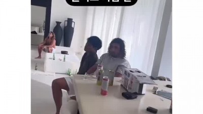 남자끼리 놀러가서 꽐라되고 다음날