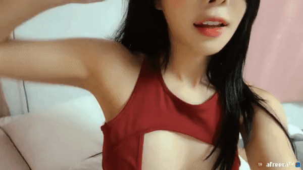 노브라ㄲㅈ만지는탱글다희