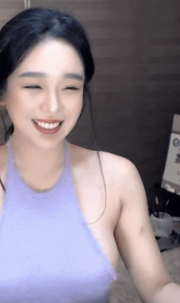 ㄲㅈ보일듯한노브라녀개꼴ㄷㄷ