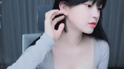 문월] 회색 U넥 골지티