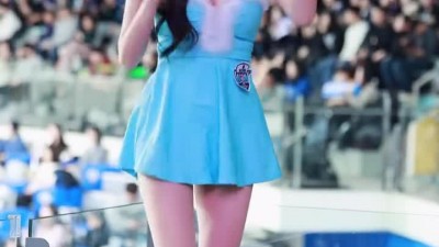 열심히 리듬 타는 치어리더 안지현.mp4