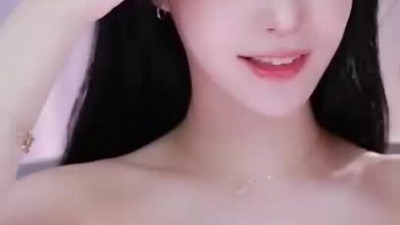 연나비] 구멍난 청 오프솔더 틈 가슴골