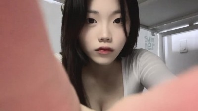 틱톡커 눈을감자