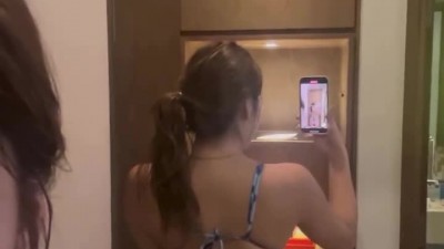 지삼 비키니 뒤태