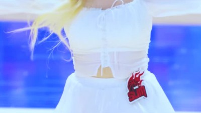 출렁이는 드리블 치어리더 송은지