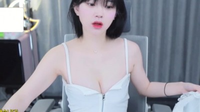 (약후) 문월] 앞지퍼 달린 흰 끈나시