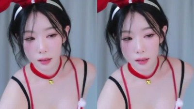 기래민] 크리스마스 빨간 하이레그 가슴골