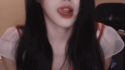 숙이는 파닥이 빨간 부르마