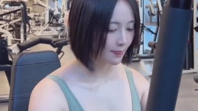 유튜버 워니 운동으로 다져진 몸매