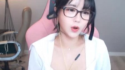 지적인 이미지 오피룩 서윤