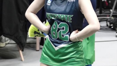 치어리더 이다혜 매력적인 꿀벅지