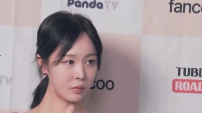 모델 숙희 황금 반짝이 비키니 몸매