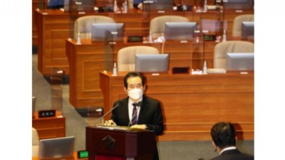  이명박근혜 없이는 못살아